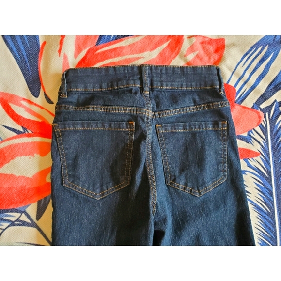 Size Small- Jeggings Dark Wash blue - Picture 4 of 5
